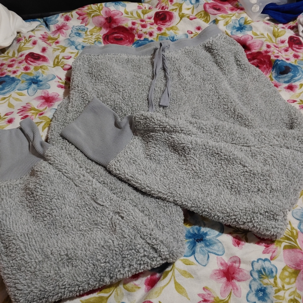 Gray Faux sherpa joggers